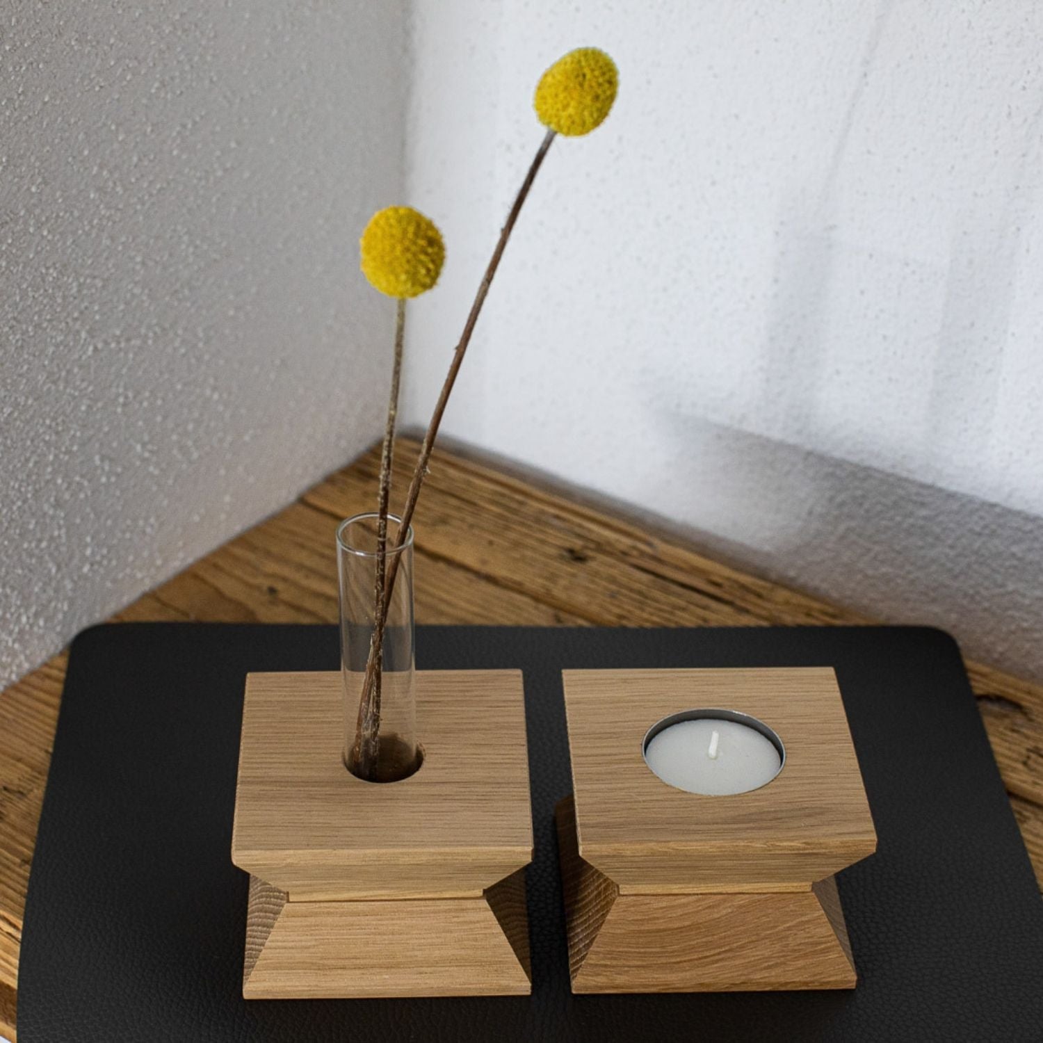 Holzvase und Kerzenständer | Eiche und Reagenzgläser | B 20 x T 3,5 x H 11 cm | Made in Germany