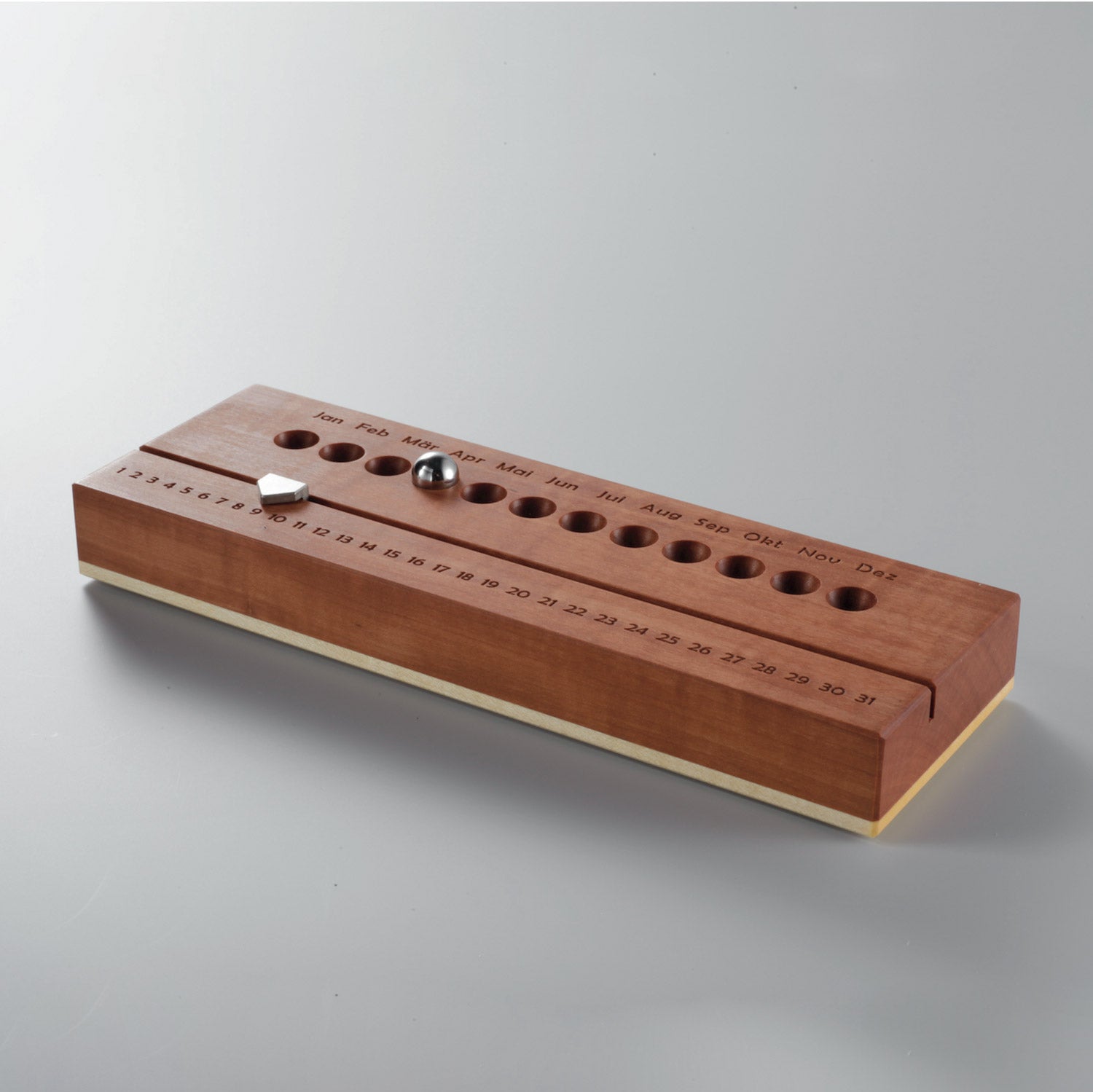 Hochwertiger Vollholz Kalender &