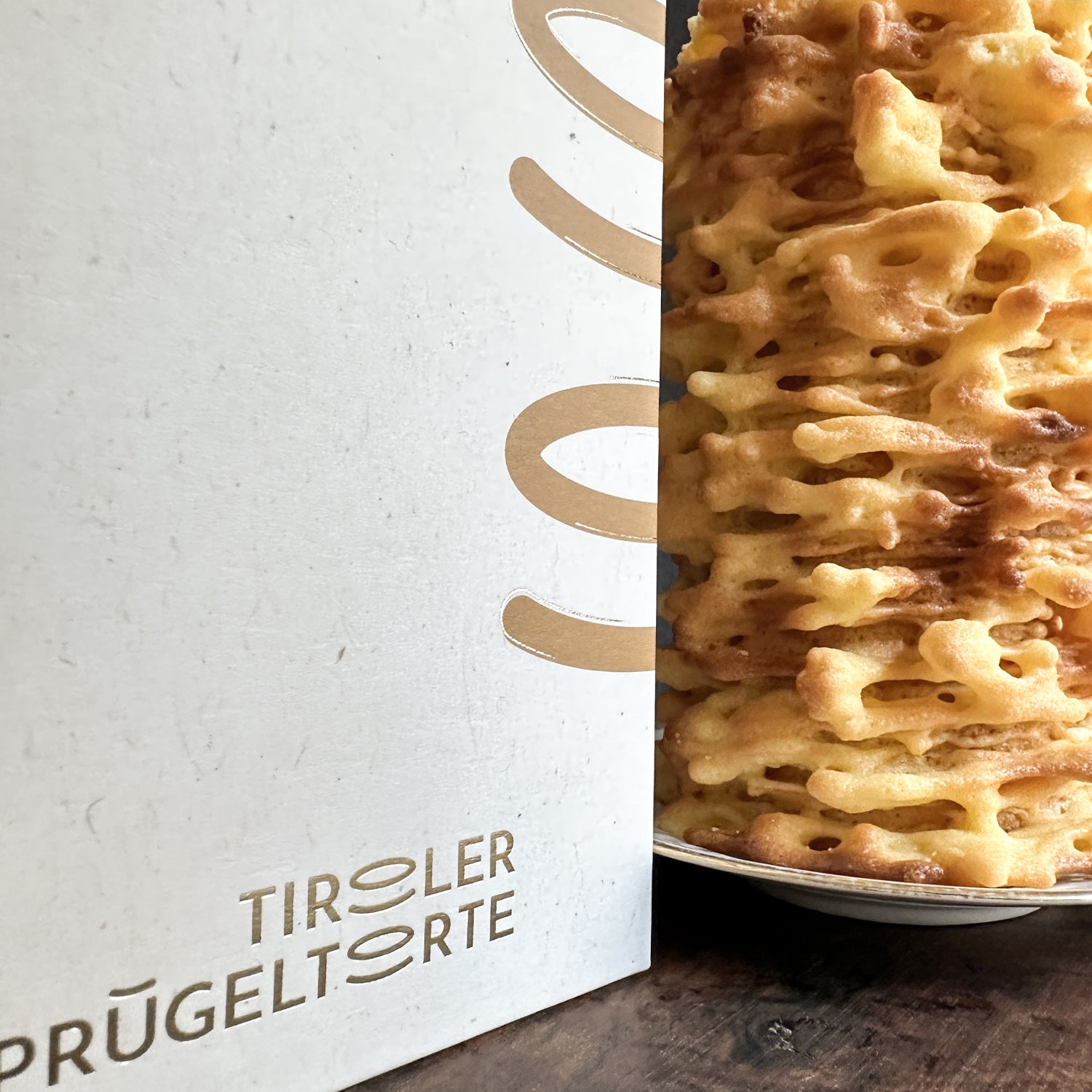 Original Tiroler Prügeltorte | auch glutenfrei erhältlich | inkl. Geschenksverpackung | Made in Austria