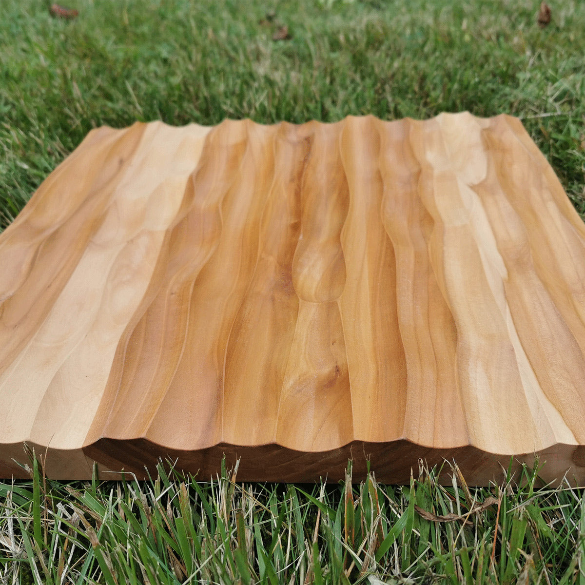 Edles Wandpaneel aus Apfelbaumholz &