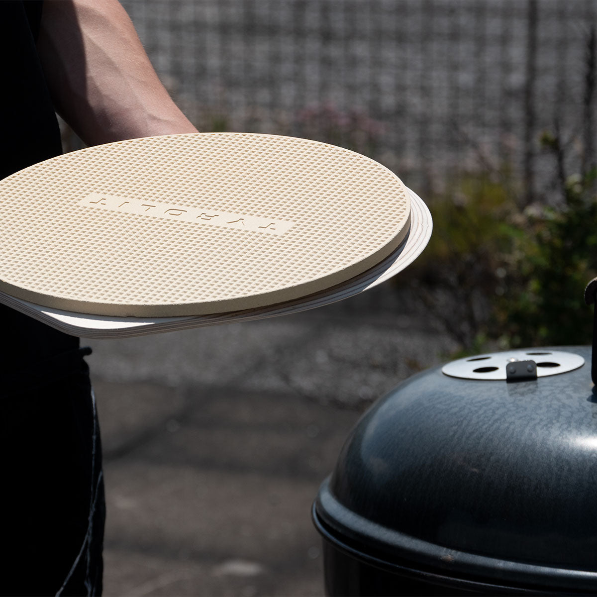 3-teilig Set - Pizzastein aus hochwertigem Cordierit mit Pizzaheber &amp; Grillhandschuh