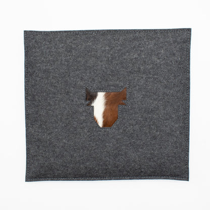 Stylisches Sitzkissen aus Filz mit Motiv ‘Cozy’