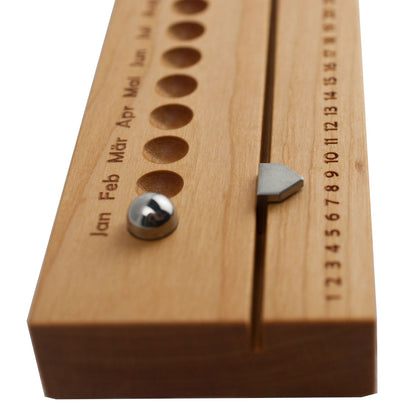 Hochwertiger Vollholz Kalender  &