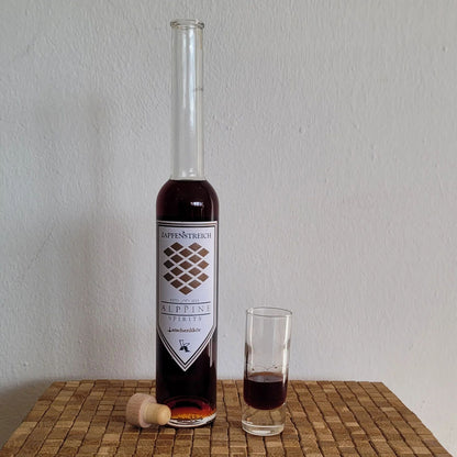 Latschenkieferlikör | aus dem Karwendelgebirge | 350 ml | Alkoholgehalt 32 vol% | Made in Austria