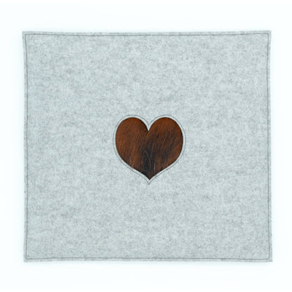 Stylisches Sitzkissen aus Filz mit Motiv ‘Cozy’